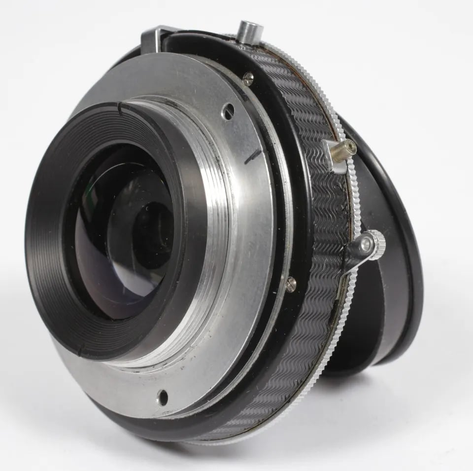 Schneider Angulon 165mm F6.8 in Compur #2 wide angle lens Schneider Angulon 165mm F6.8 in Compur #2 wide angle lens